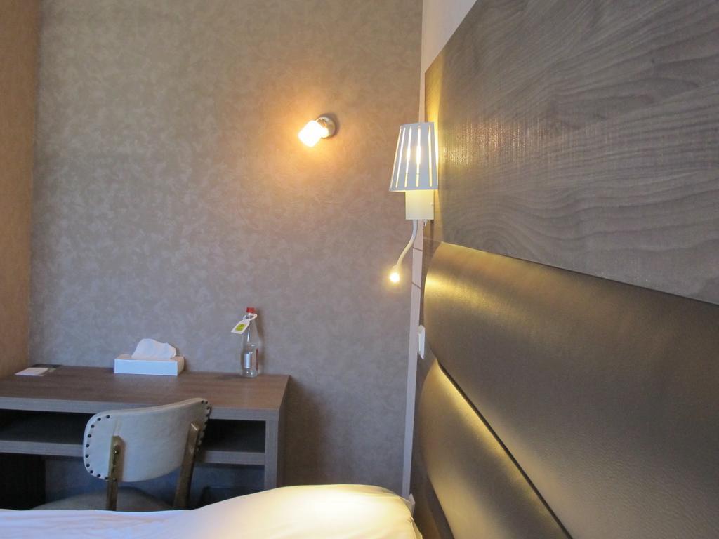 Logis Deshors-Foujanet Hotel Chamboulive Екстериор снимка